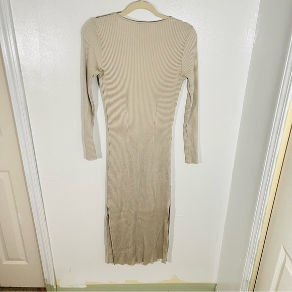 NEW AYR The Babe Dress Champagne Ribbed Knit Maxi Bodycon V-Neck Academia - Picture 7 of 9